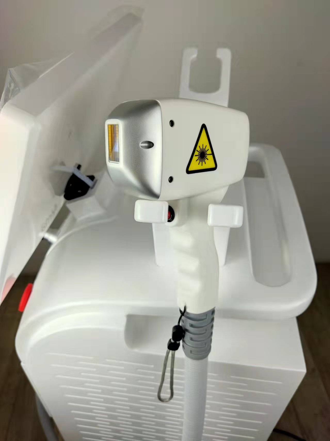Soprano 808 diode laser platform gallery view 08